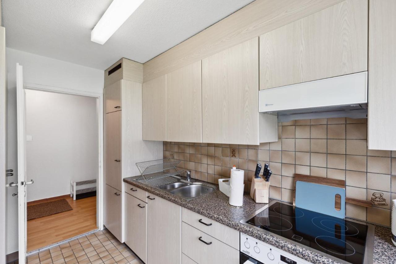 Zurich Urban Charm: Your Comfy Stay Close To The City Exterior foto